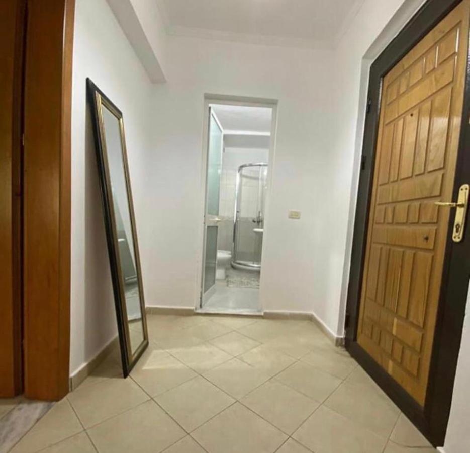 Lacasa-wilson Square Apartment *